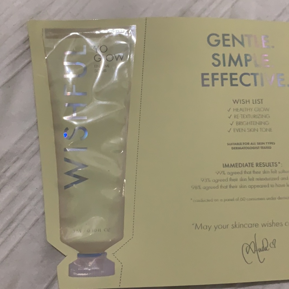 16 piece sample skincare and makeup - Picture 7 of 7